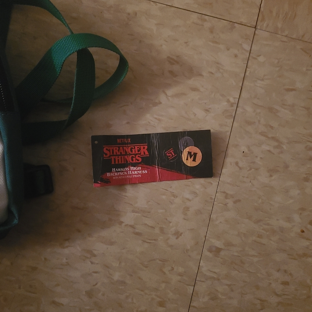 Stranger Things Dog Harness - Picture 3 of 3